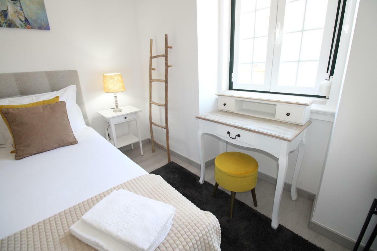 Apartamento Moderno Nas Olaias A 5 Minutos Da Faculdade Isel E Ist 리스본 외부 사진